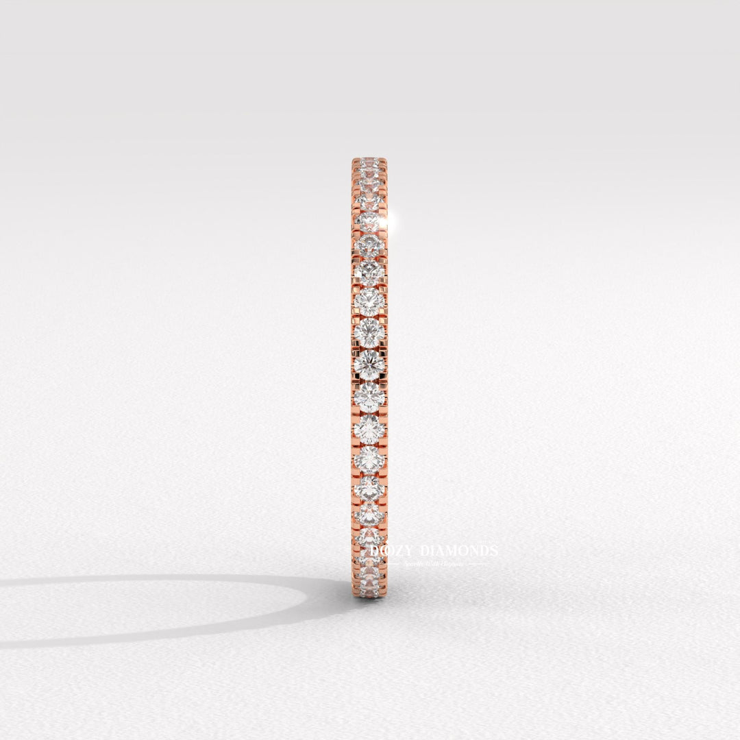 Luxury bridal jewelry
Scalloped eternity band
Skinny wedding band