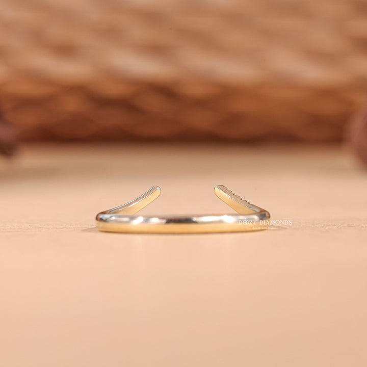  Pave diamond wedding band, Channel-set diamond wedding band, Bezel-set diamond wedding band, Shared prong diamond wedding band, Half-eternity diamond wedding band,