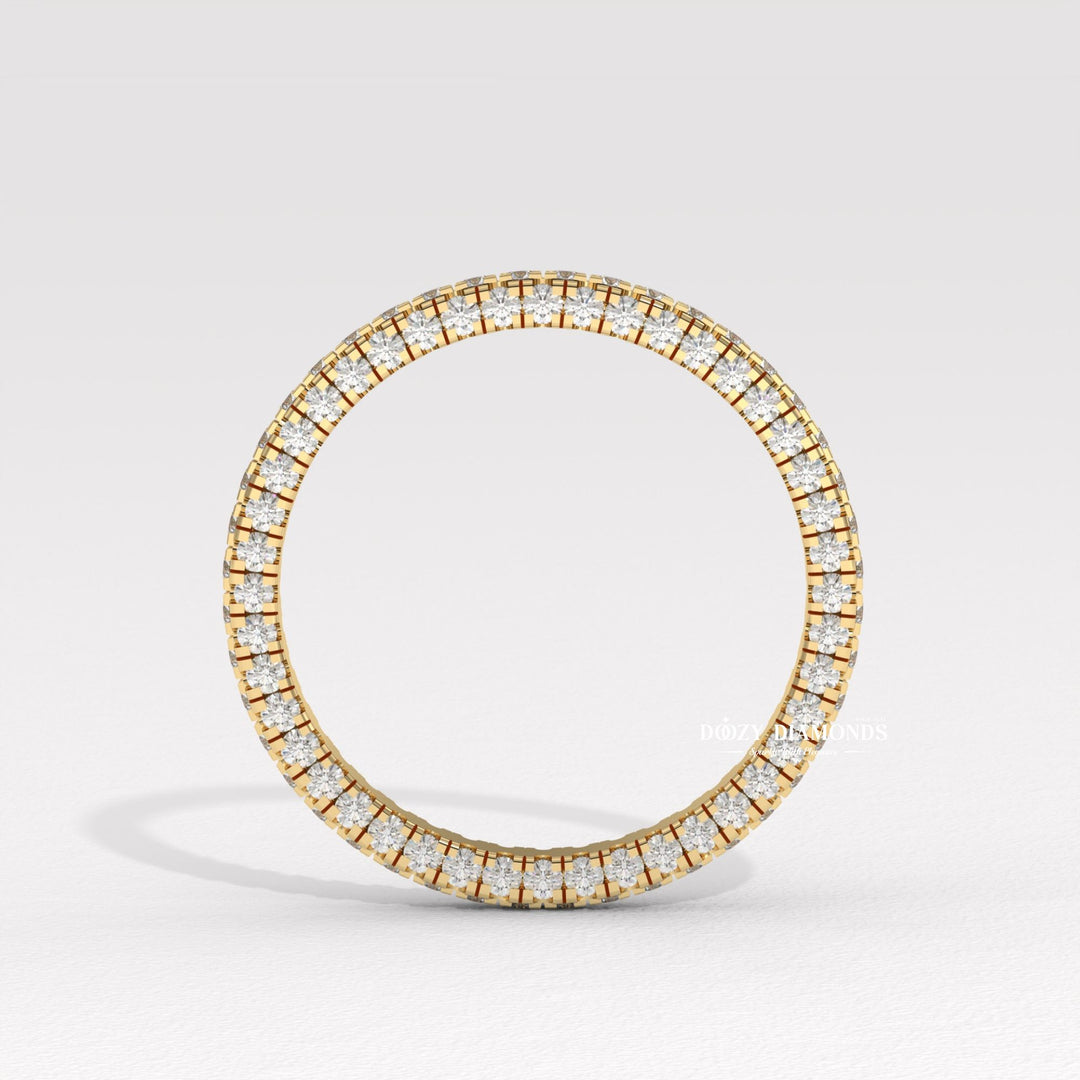 Classic wedding band
Simple white gold ring
Plain wedding band
Polished white gold band