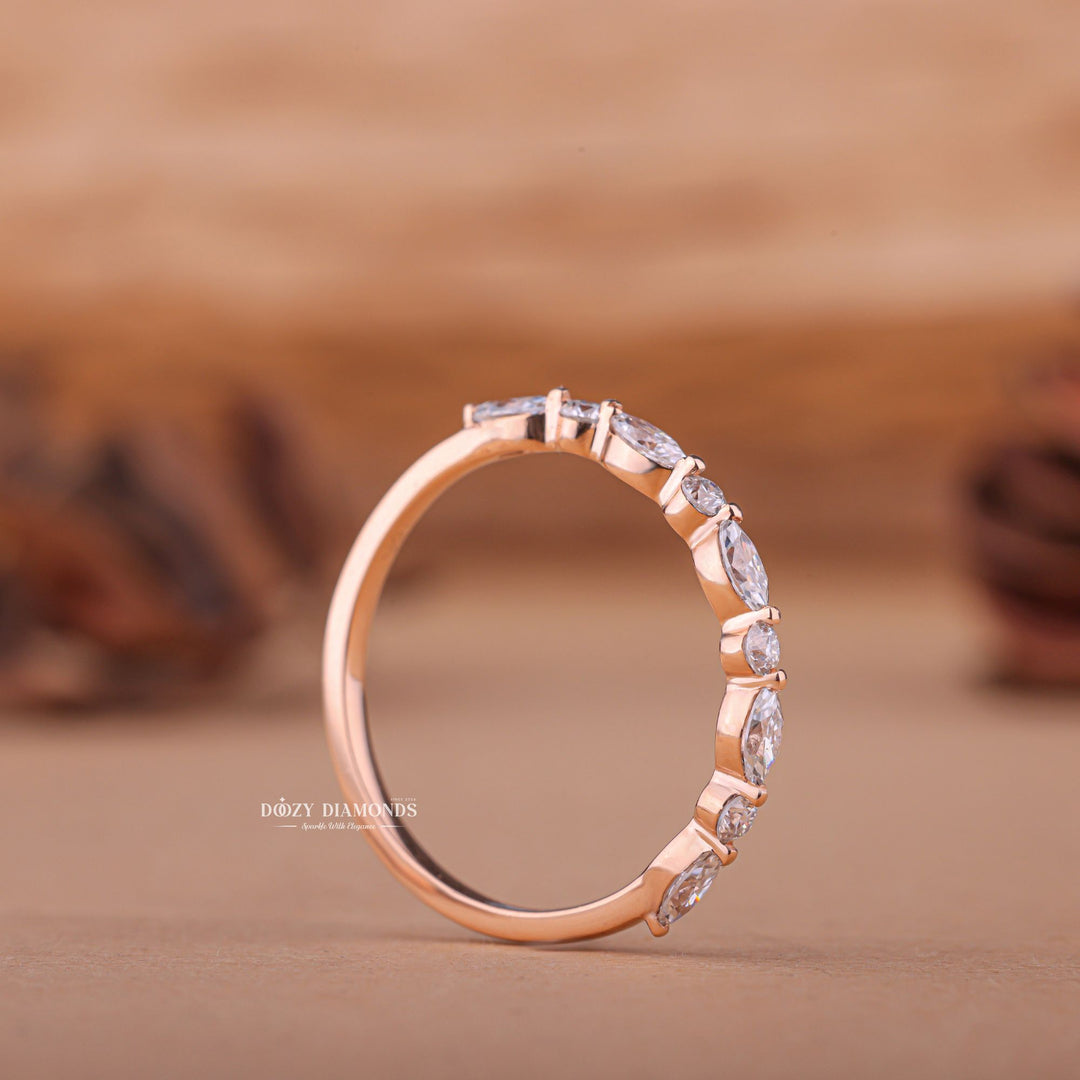 Sophisticated diamond wedding band, Trendy diamond wedding band, Fashionable diamond wedding band, Delicate diamond wedding band, Subtle diamond wedding band