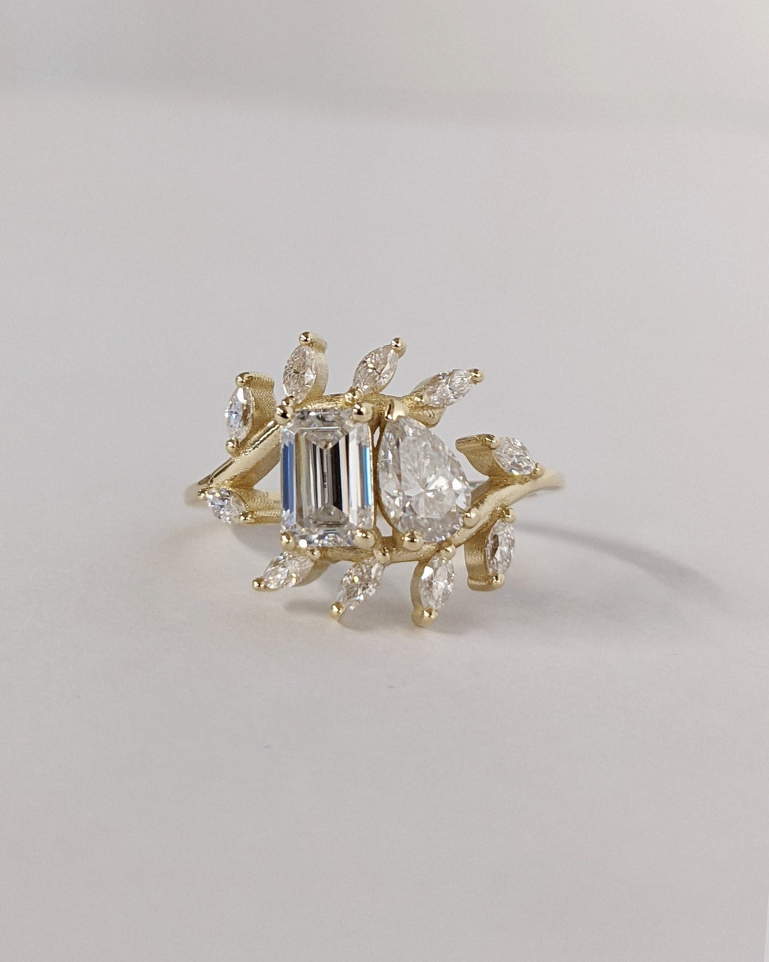 Modern Toi et Moi ring