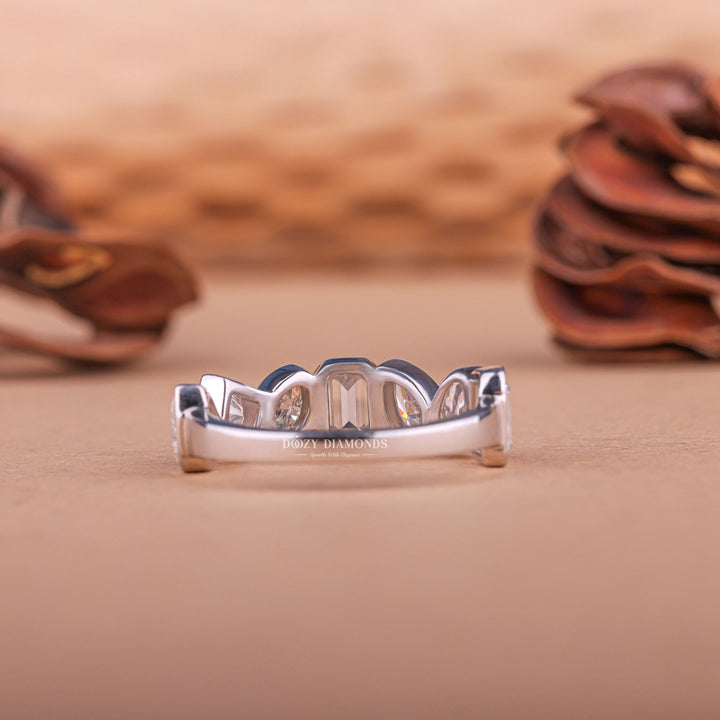 Subtle diamond wedding band, Striking diamond wedding band, Exquisite diamond wedding band, Gorgeous diamond wedding band, Beautiful diamond wedding band, Stunning diamond wedding band,