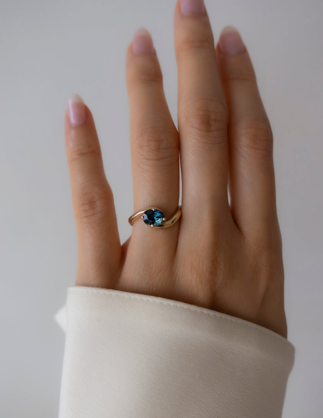 Oval trendy engagement ring, Oval fashionable engagement ring, Oval ethical engagement ring, Oval sustainable engagement ring, Oval conflict-free engagement ring, Oval certified engagement ring, Oval affordable luxury engagement ring, Oval budget engagement ring, Oval expensive engagement ring, Oval high-quality engagement ring, Oval best engagement ring, Oval top-rated engagement ring, Oval online engagement ring, 