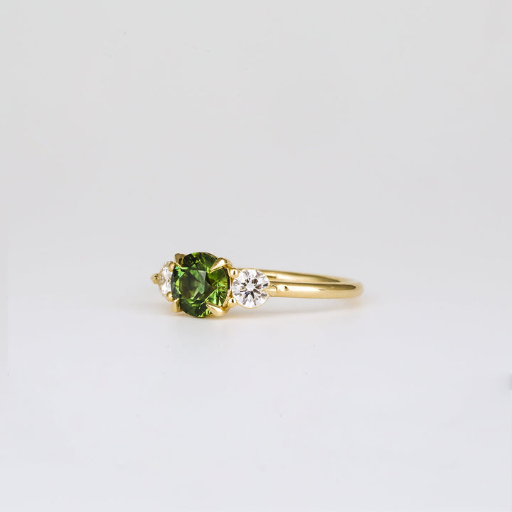 1.0CT-2.0CT  Round Australian Teal Sapphire Diamond Engagement Ring