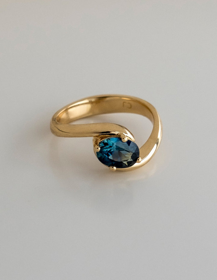 1.0CT-2.0CT Blue Sapphire Oval Cut Lab Grown Diamond Bypass Engagement Ring
