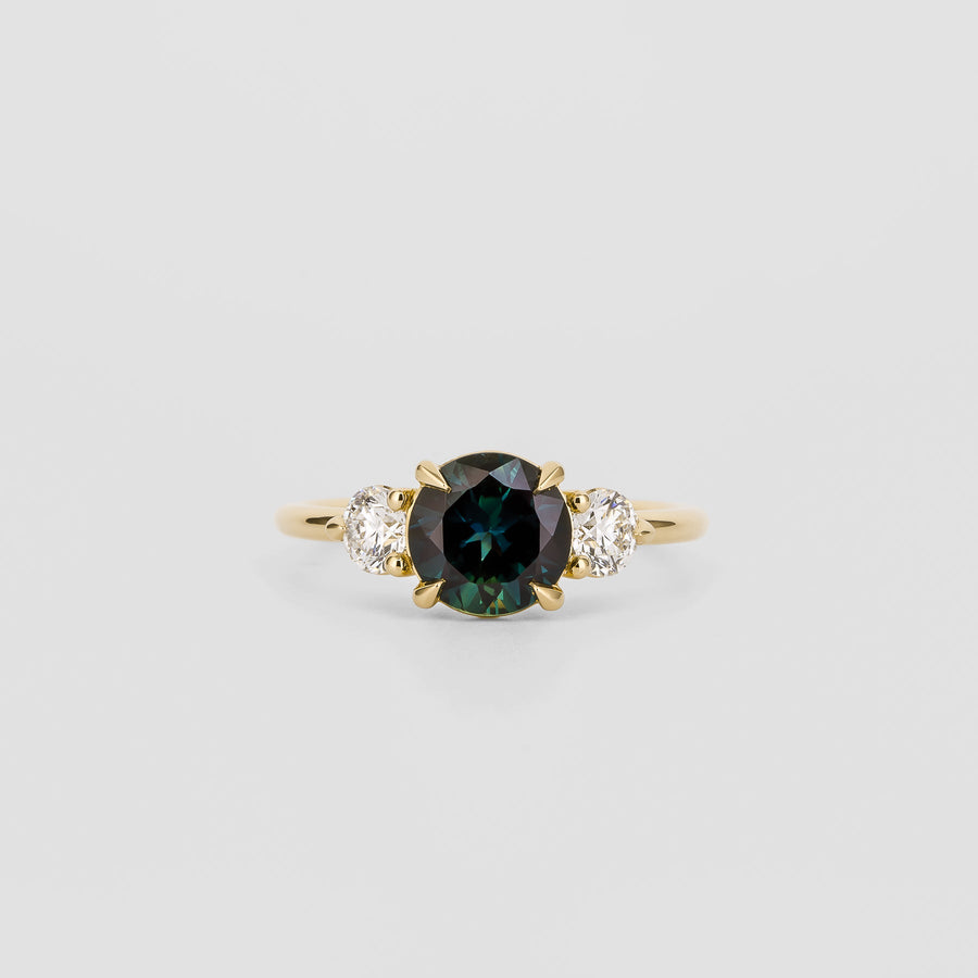 Round cut engagement ring, Round diamond engagement ring, Round solitaire engagement ring, Round halo engagement ring, Round pave engagement ring, Round vintage engagement ring, Round classic engagement ring, Round modern engagement ring, Round three-stone engagement ring, Round side stone engagement ring, Round cathedral engagement ring, Round bezel engagement ring, Round tension set engagement ring, 