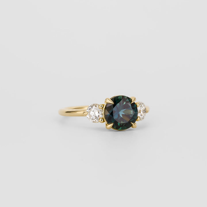 Round fashionable engagement ring, Round ethical engagement ring, Round sustainable engagement ring, Round conflict-free engagement ring, Round lab-grown engagement ring, Round natural engagement ring, Round certified engagement ring, Round affordable luxury engagement ring, Round budget engagement ring, Round expensive engagement ring, Round high-quality engagement ring, Round cheap engagement ring, Round best engagement ring,