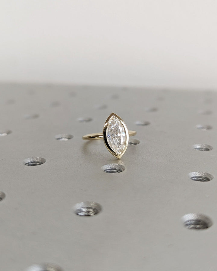 Premium quality marquise cut diamond ring