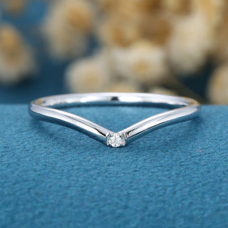 1-40-ct-round-shaped-moissanite-curved-wedding-band