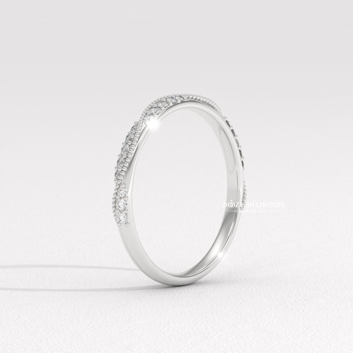 Victorian style ring
Unique bridal band
Sustainable diamond jewelry