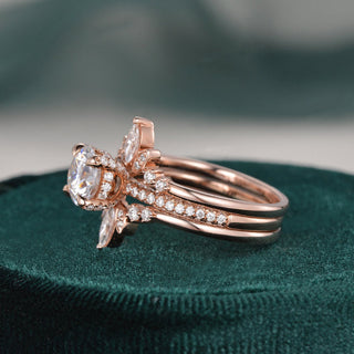 round-cut-hidden-halo-moissanite-bridal-ring-set