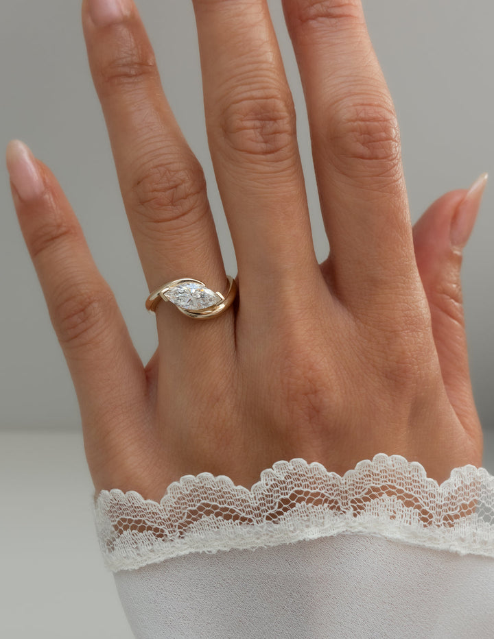 Marquise whimsical engagement ring, Marquise glamorous engagement ring, Marquise sophisticated engagement ring, Marquise trendy engagement ring, 