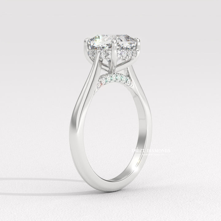 VS clarity diamond ring,bridal accessories, luxury bridal ring, handcrafted engagement ring, fine diamond jewelry, sparkling diamond ring, sparkling bridal ring, forever love ring, designer engagement ring, heirloom