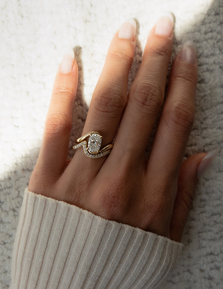 1.50CT Elongated Cushion F-VS Lab Grown Bypass Wedding Ring with Matching Band