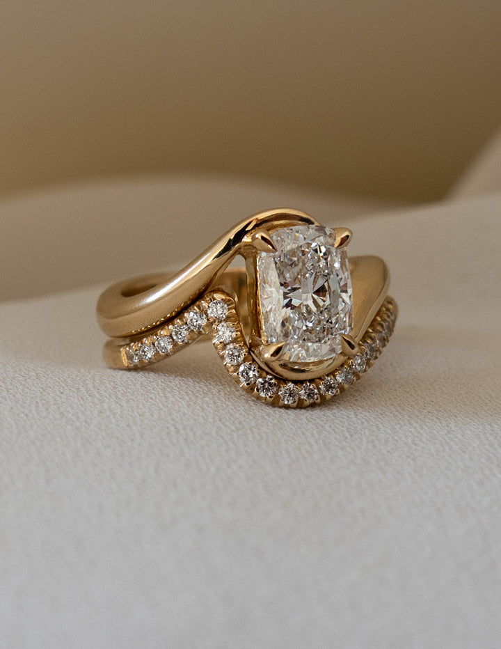 1.50CT Elongated Cushion F-VS Lab Grown Bypass Wedding Ring with Matching Band