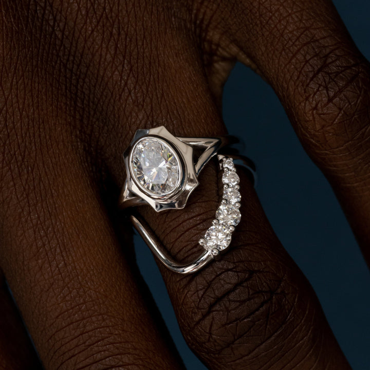 Round U Shape Diamond CVD EF/VVS Wedding Band for Her