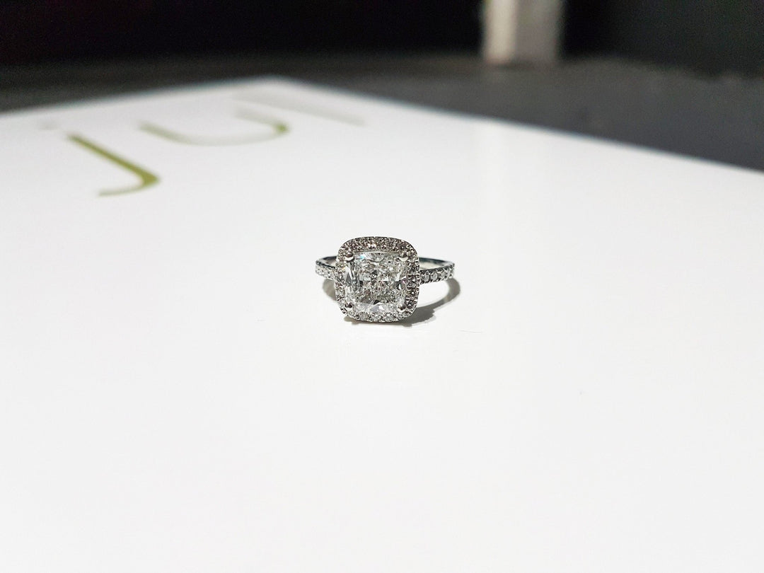Sustainable lab grown diamond engagement ring for her