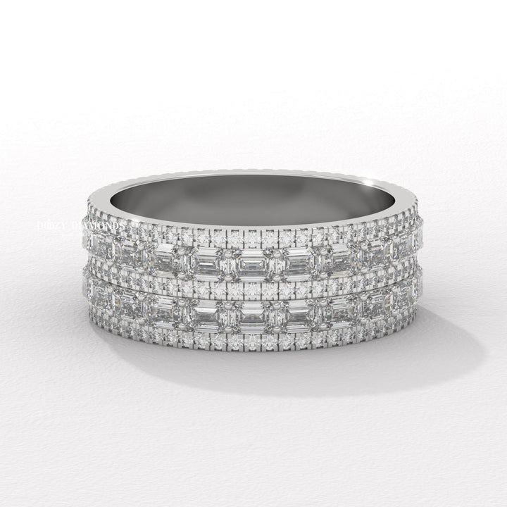 18k white gold band
Yellow gold diamond band
Rose gold eternity ring