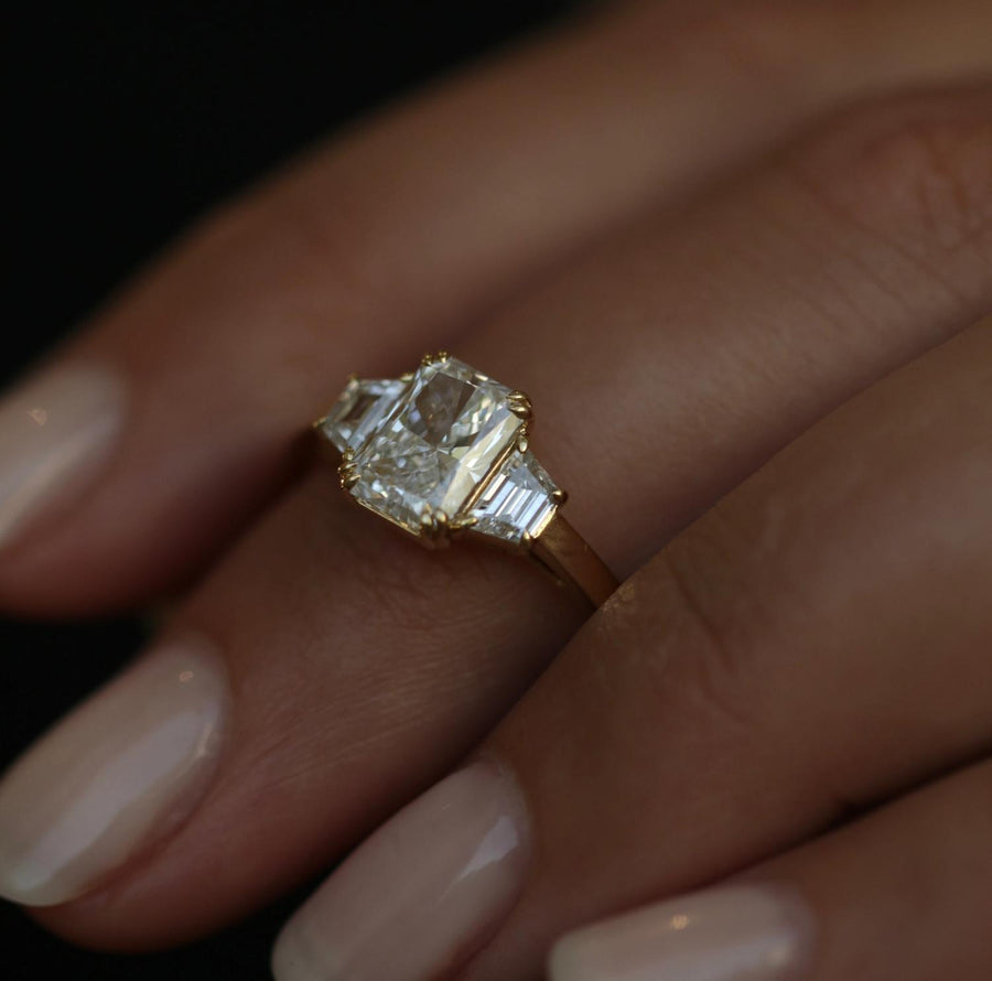 1-50-ct-radiant-3-stones-cvd-e-vs1-diamond-engagement-ring