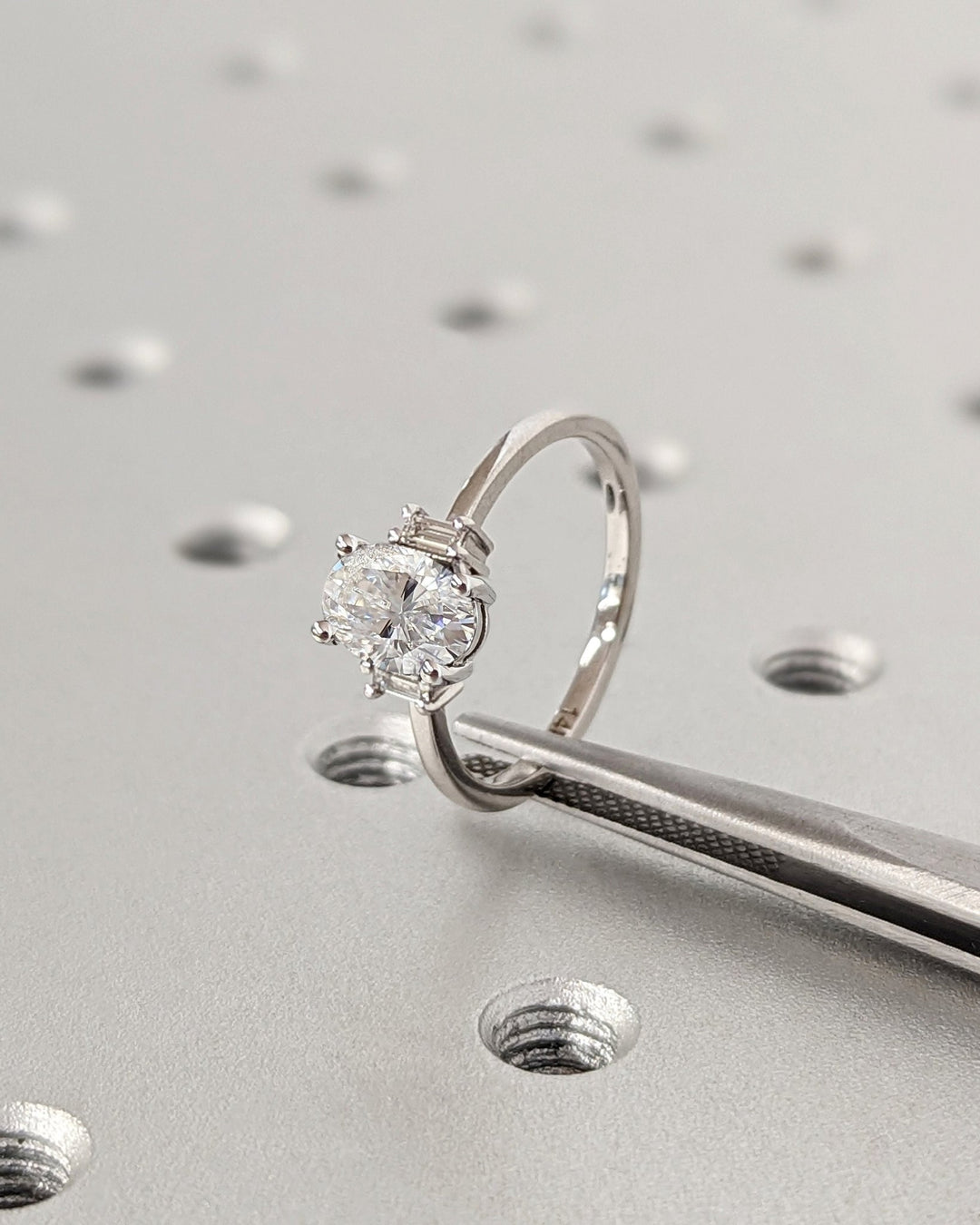 luxury engagement ring,