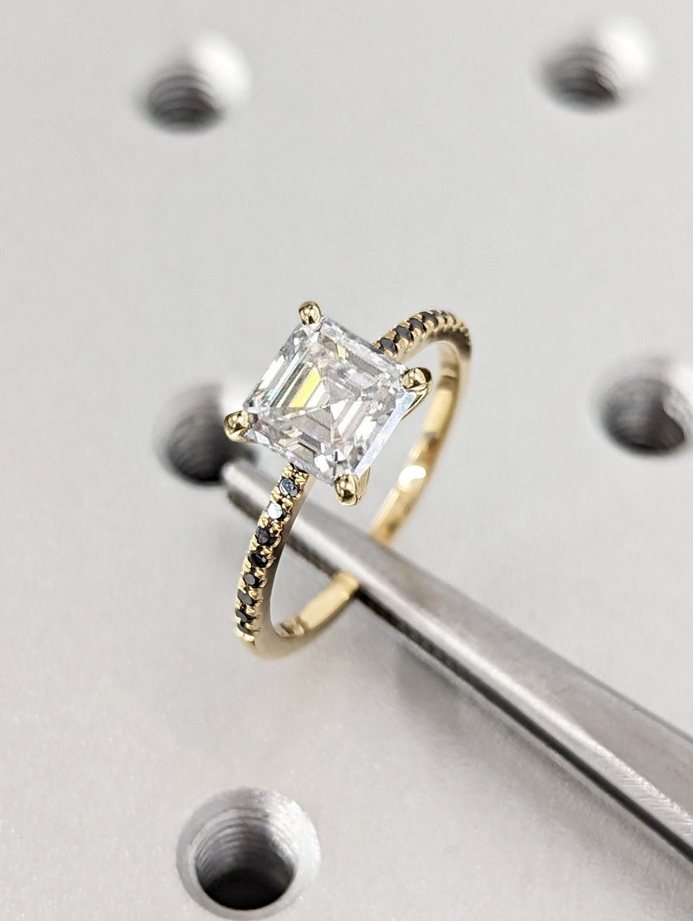 luxury engagement jewelry for women,