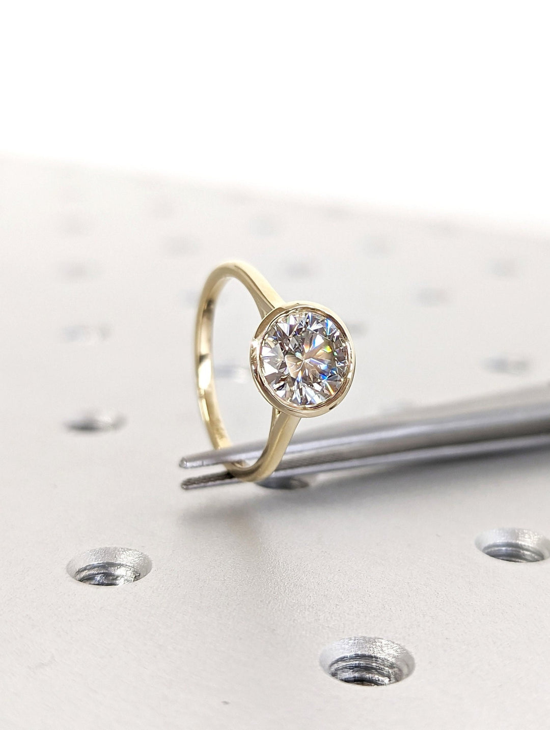 sustainable luxury bridal jewelry