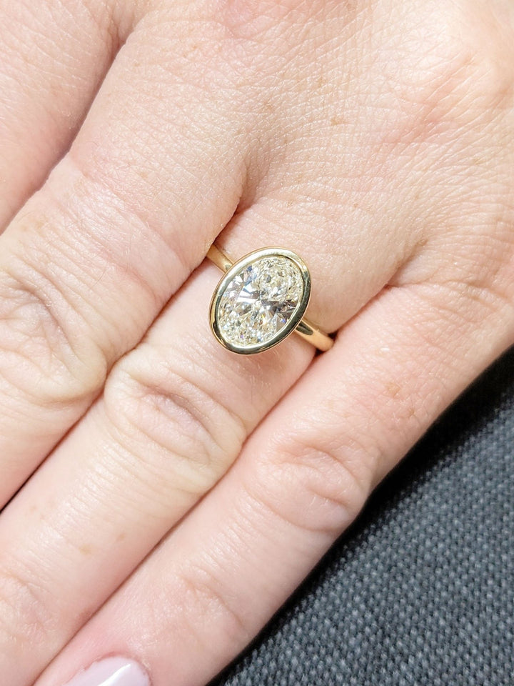 oval bridal set,