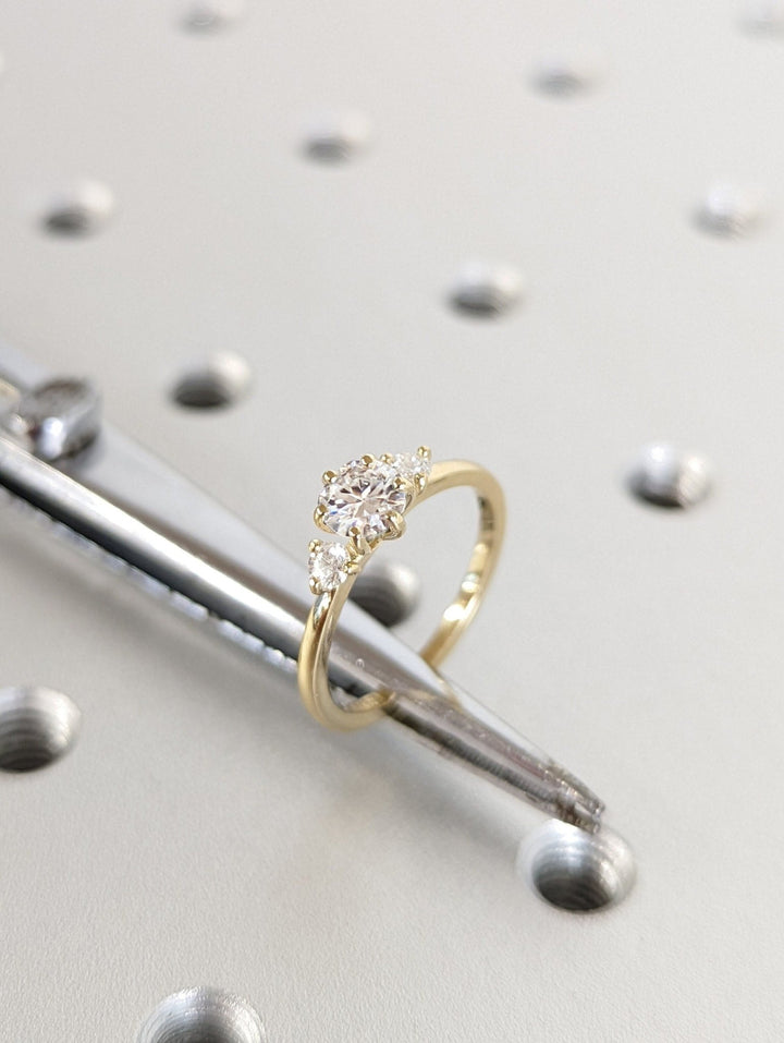 diamond ring with side stones,