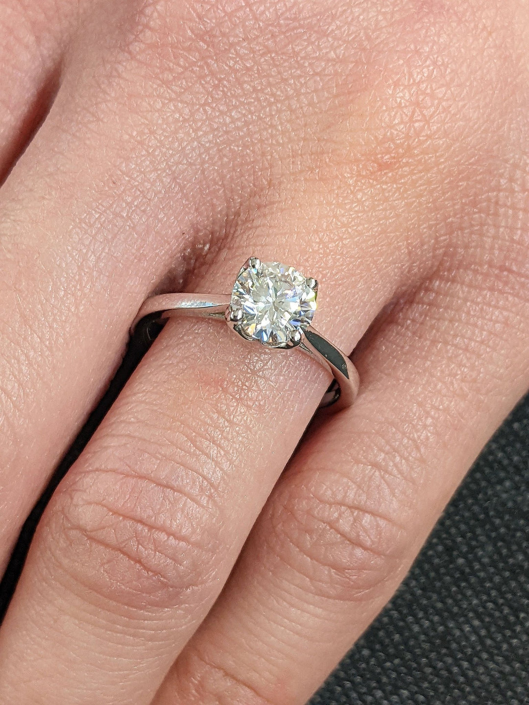 fine diamond ring, luxury diamond ring,