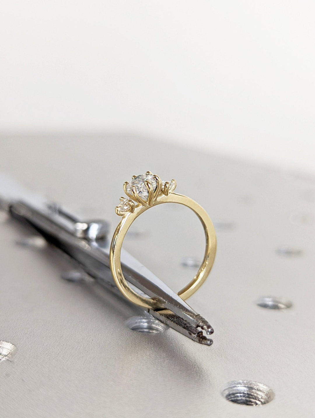 round cut statement jewelry