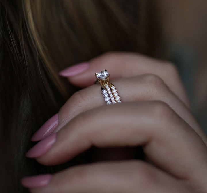 round diamond jewelry