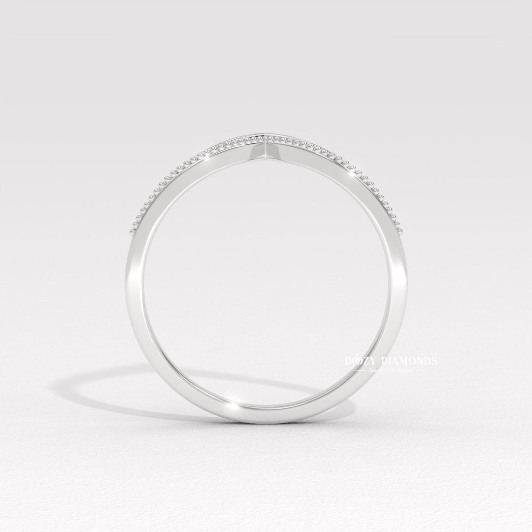 Milgrain Wedding Band in Yellow Gold with Curved Design