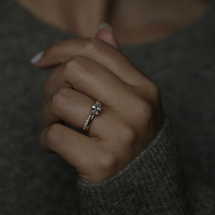 diamond solitaire jewelry