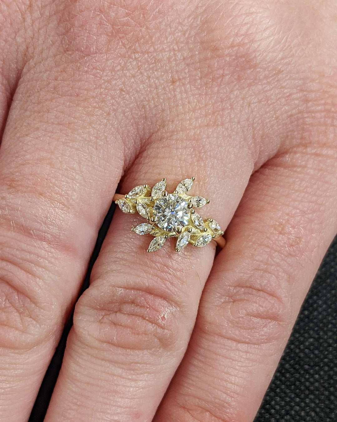 luxury diamond ring,