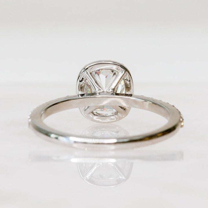 halo diamond engagement ring