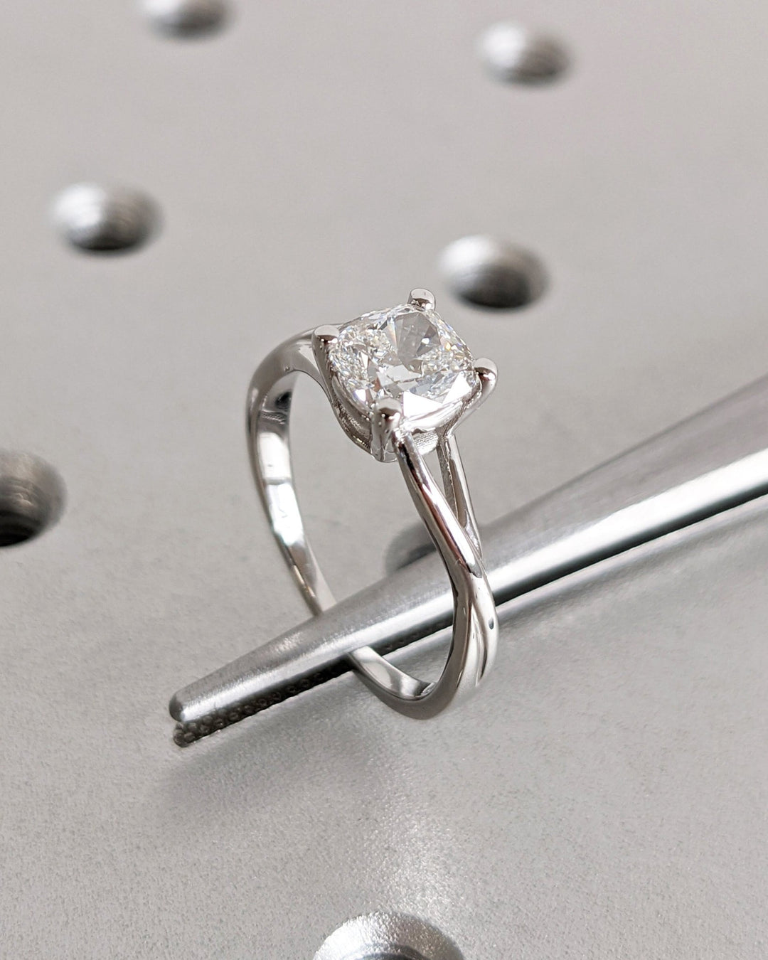 high brilliance diamond ring