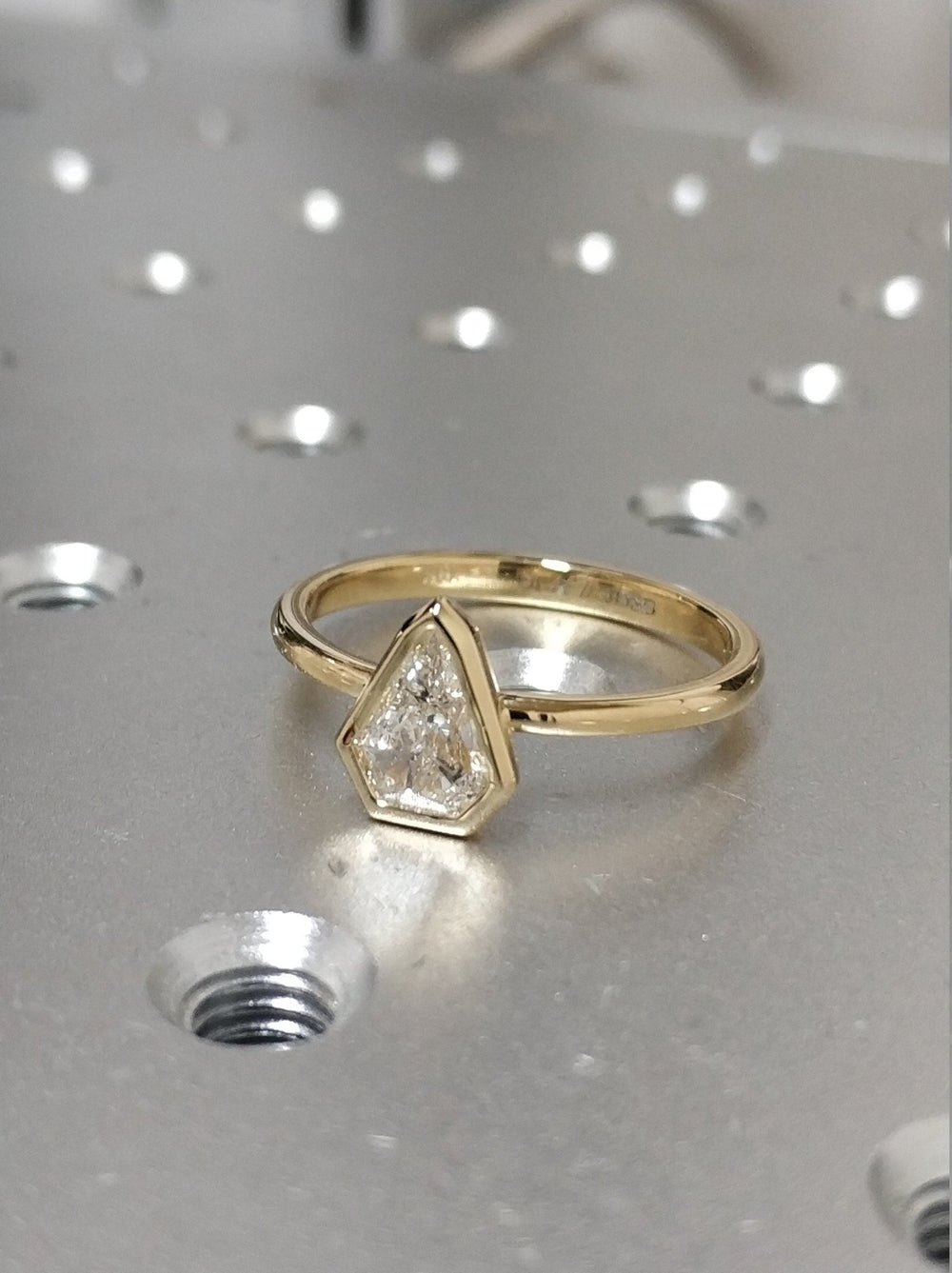 handcrafted kite cut diamond ring,