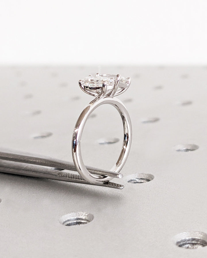 luxury proposal ring,