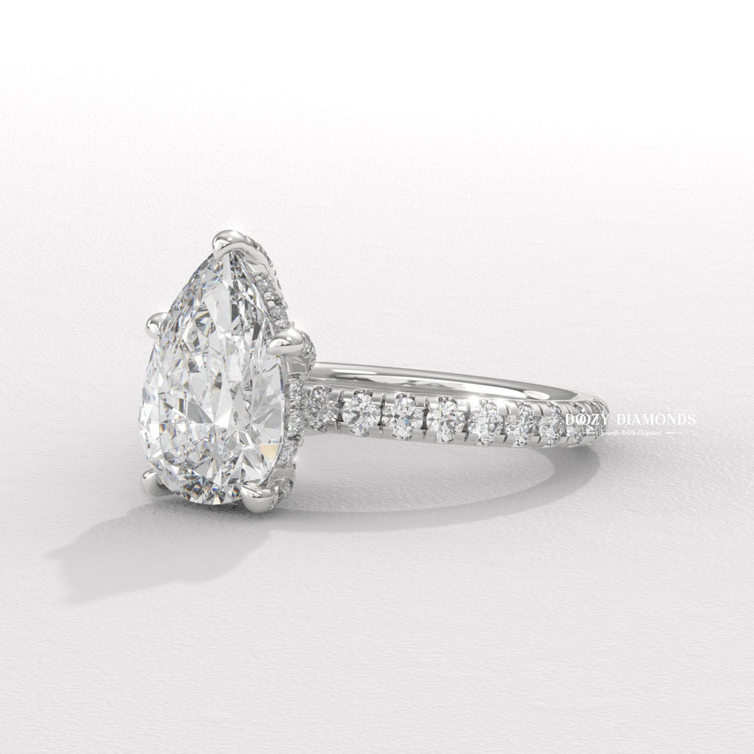 bridal ring, wedding ring, proposal ring, luxury engagement ring, diamond ring for her, women's diamond ring, fine jewelry ring, bridal jewelry, wedding jewelry, diamond bridal ring, anniversary ring,
