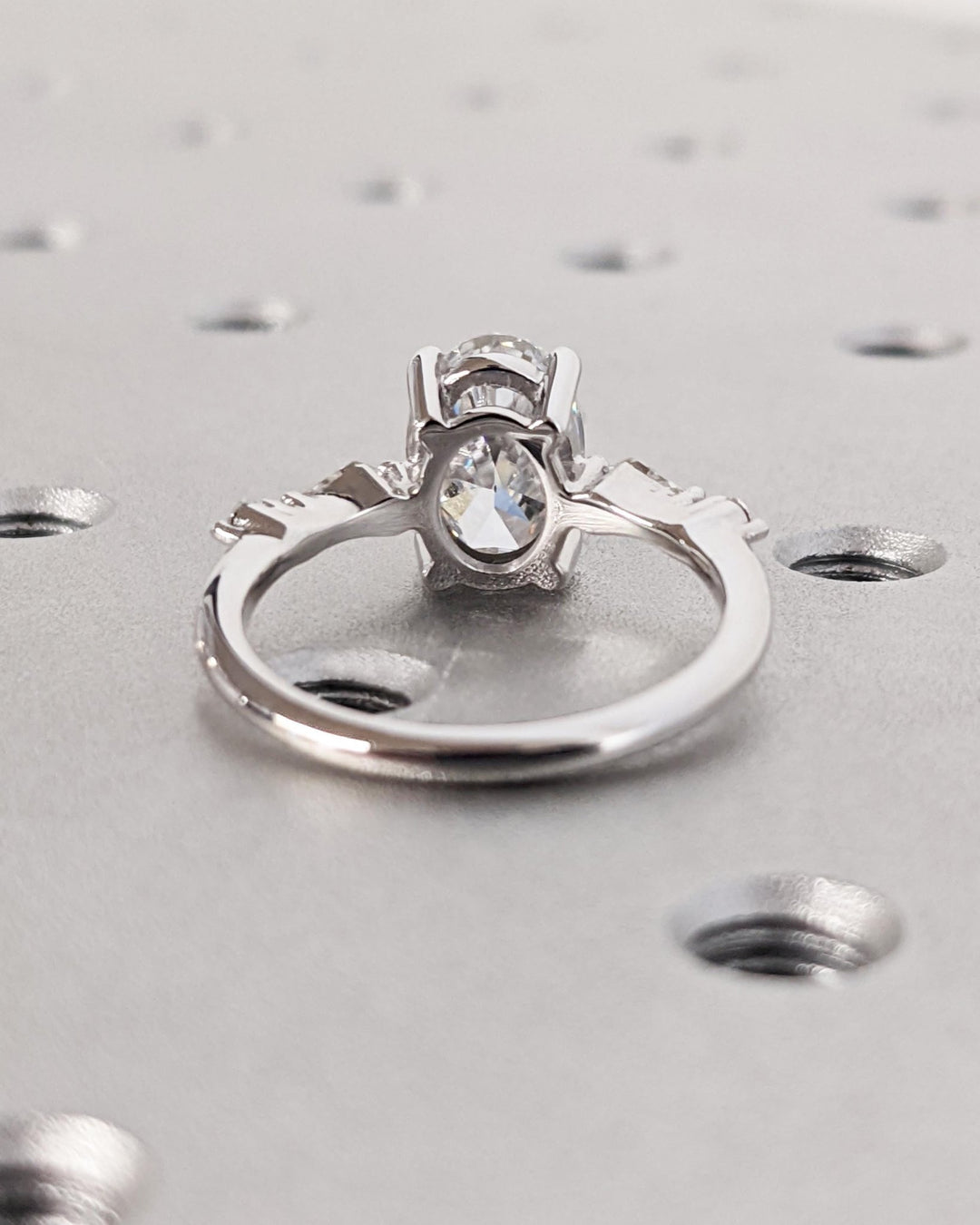 luxury diamond engagement ring,