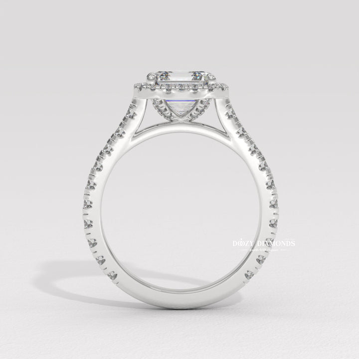 Art Deco engagement ring
Square diamond ring
Step cut diamond ring
Modern engagement ring
Classic engagement ring
