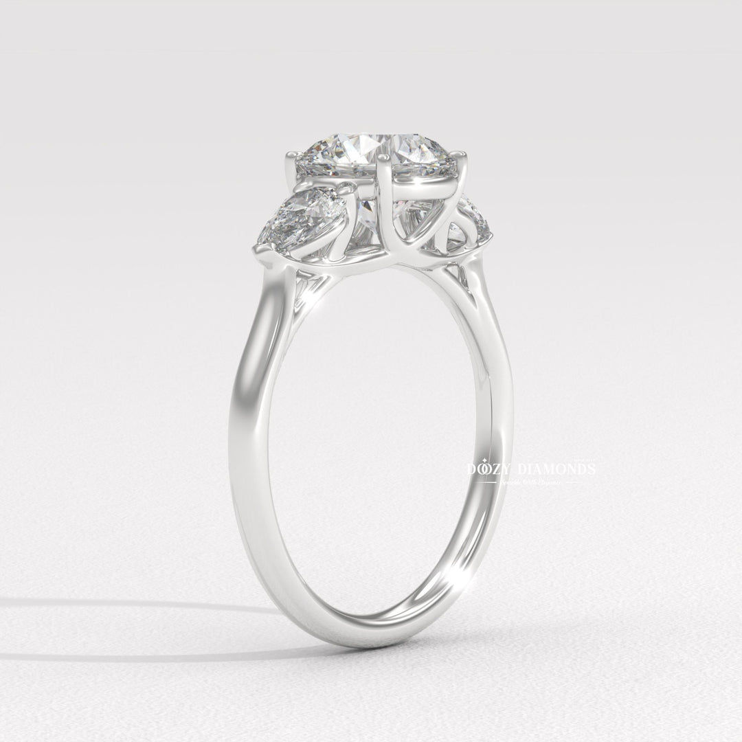 Solitaire round lab diamond ring
Classic round cut lab diamond ring
Modern lab grown diamond ring