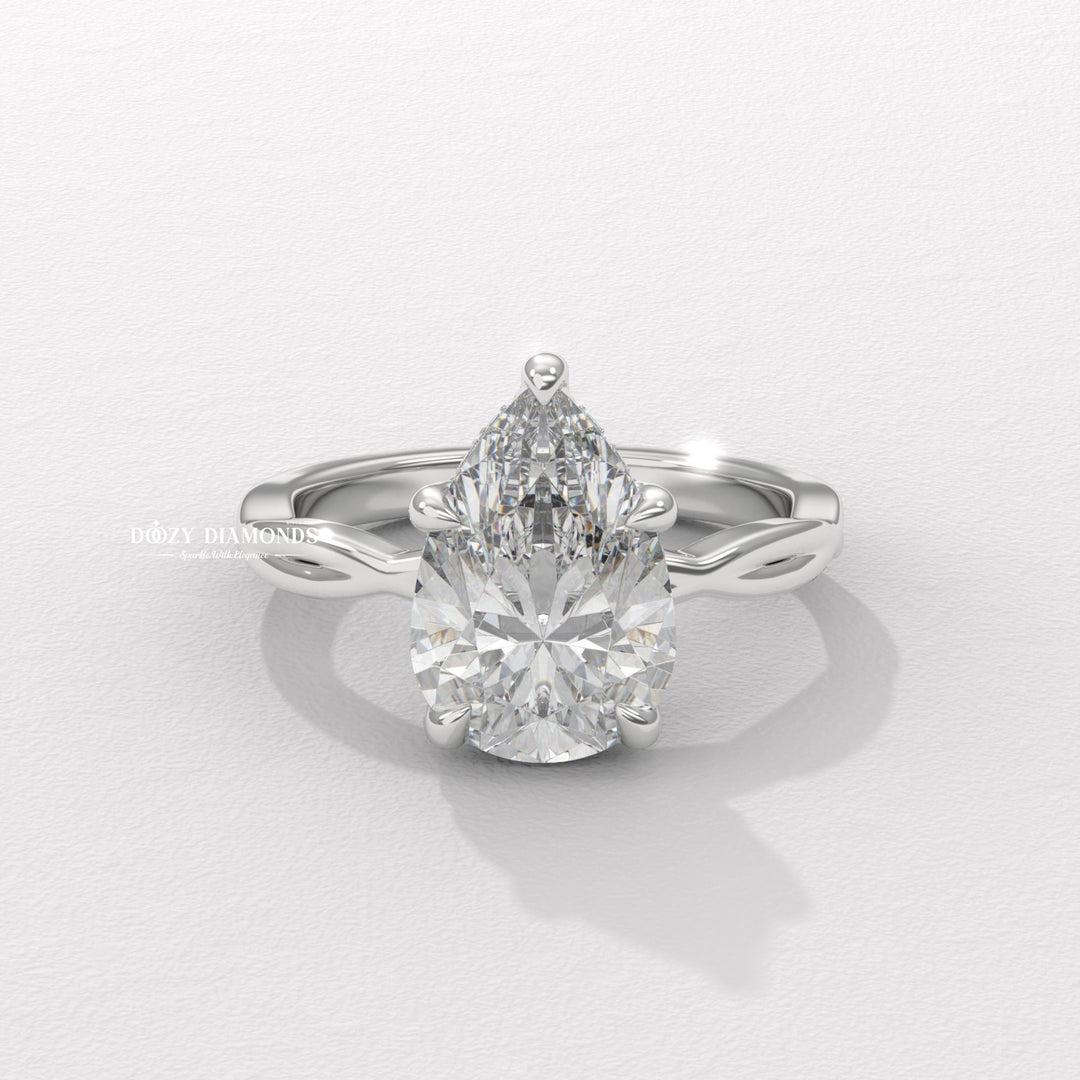 diamond ring gift for her, forever engagement ring, timeless diamond jewelry, yellow gold jewelry, pear shape bridal ring, elegant yellow gold ring, luxury pear engagement ring, romantic bridal ring,