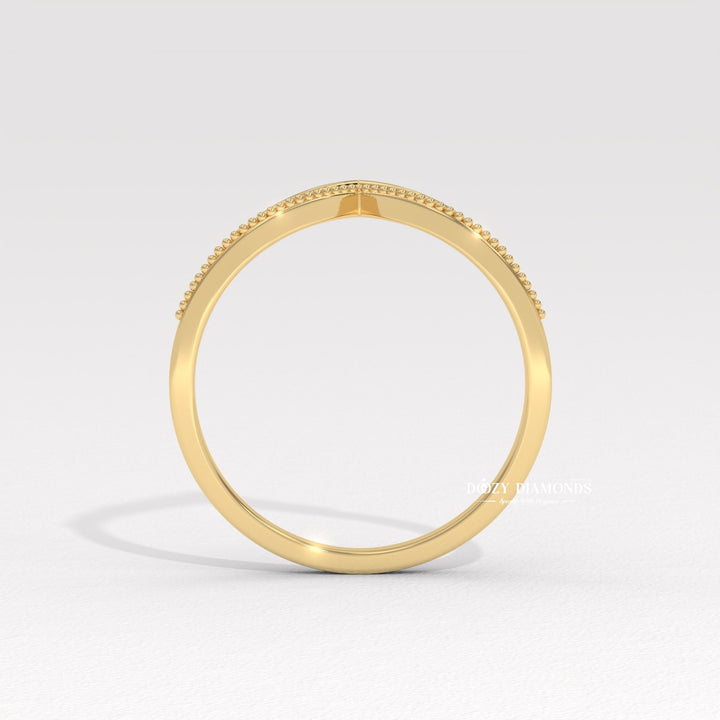 Milgrain Wedding Band in Yellow Gold with Curved Design