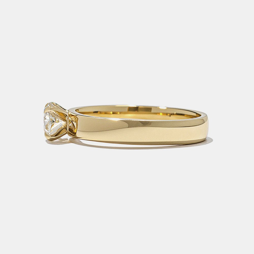 east west oval engagement ring, horizontal oval diamond ring, thick band diamond ring, oval proposal ring, luxury oval ring, engagement ring for her, bridal jewelry, wedding jewelry, luxury jewelry gift, modern romance ring, artisan engagement ring, handcrafted luxury ring, premium bridal jewelry,