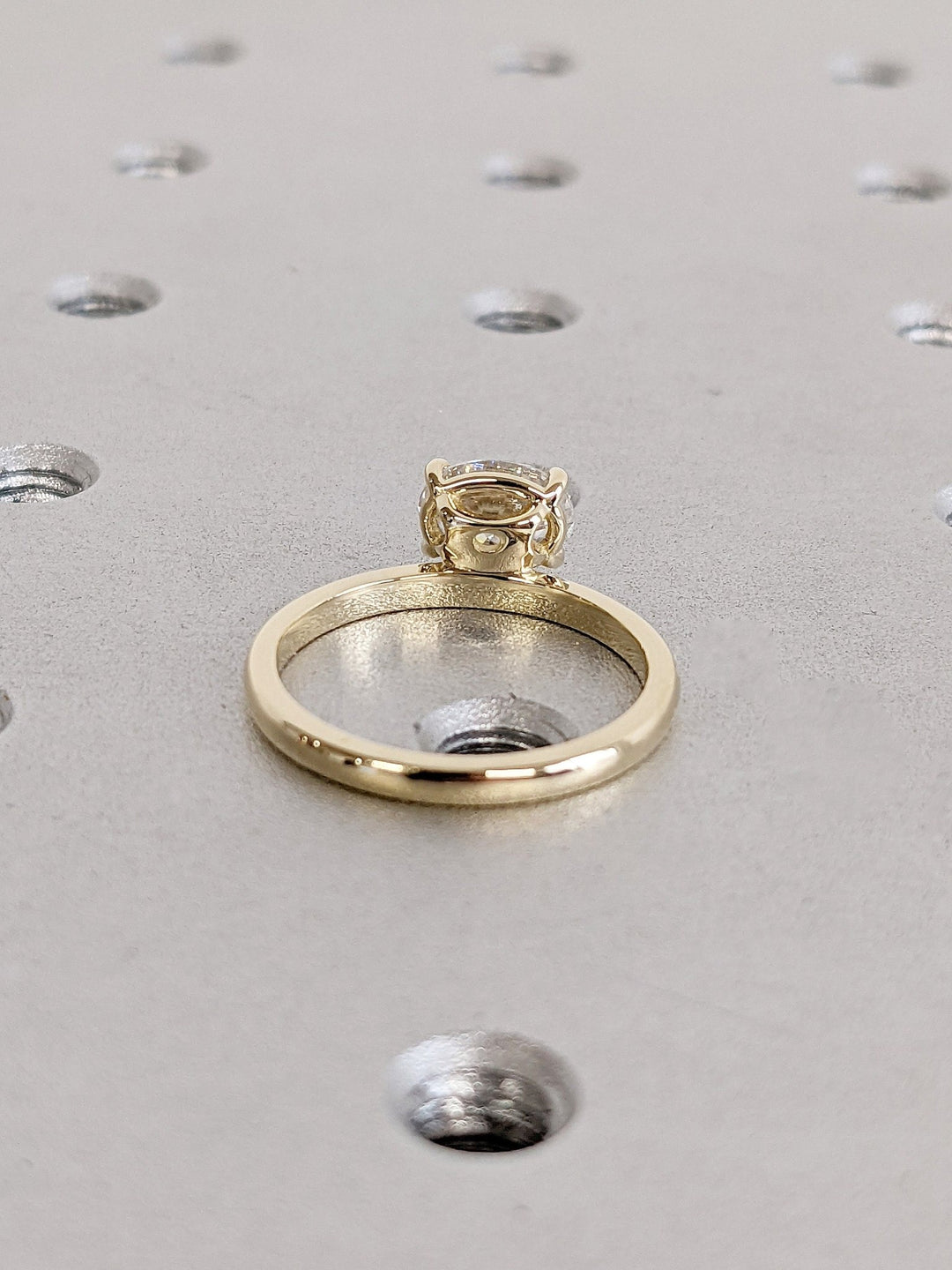 luxury oval bridal jewelry,