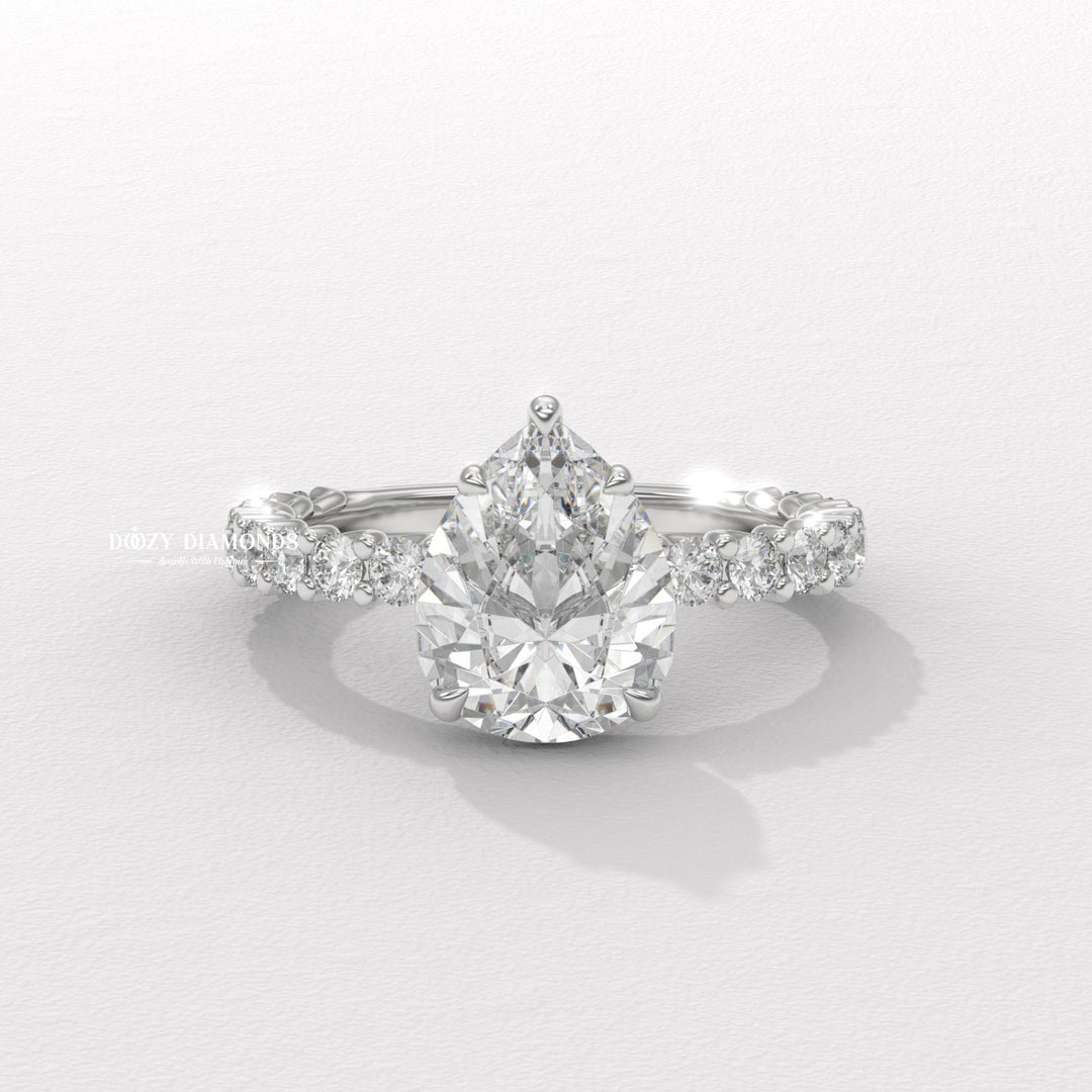 ethical diamond ring, eco friendly diamond jewelry, conflict free diamond ring, diamond ring for her, women's diamond ring, fine jewelry ring, bridal jewelry, wedding jewelry,