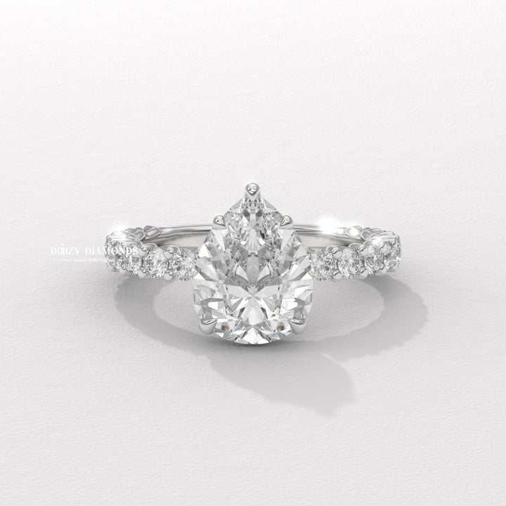 ethical diamond ring, eco friendly diamond jewelry, conflict free diamond ring, diamond ring for her, women's diamond ring, fine jewelry ring, bridal jewelry, wedding jewelry,