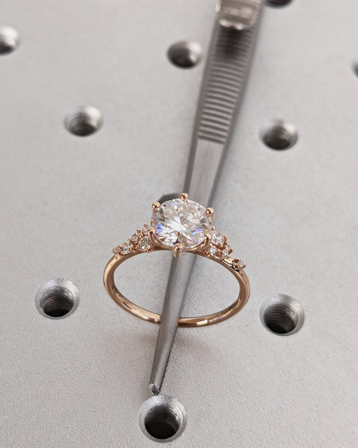 modern engagement ring,