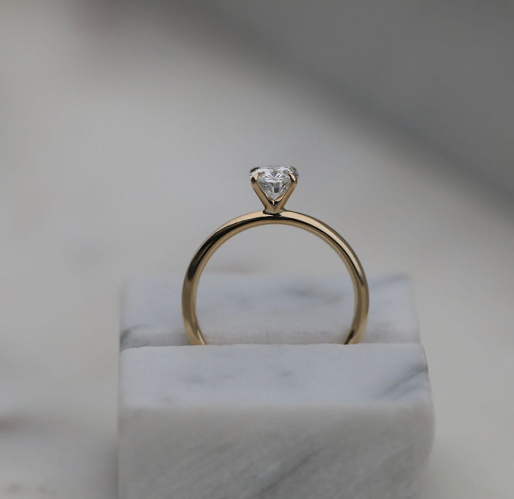 0.91 CT Oval Solitaire CVD E/VVS2 Diamond Engagement Ring - Doozy Diamonds